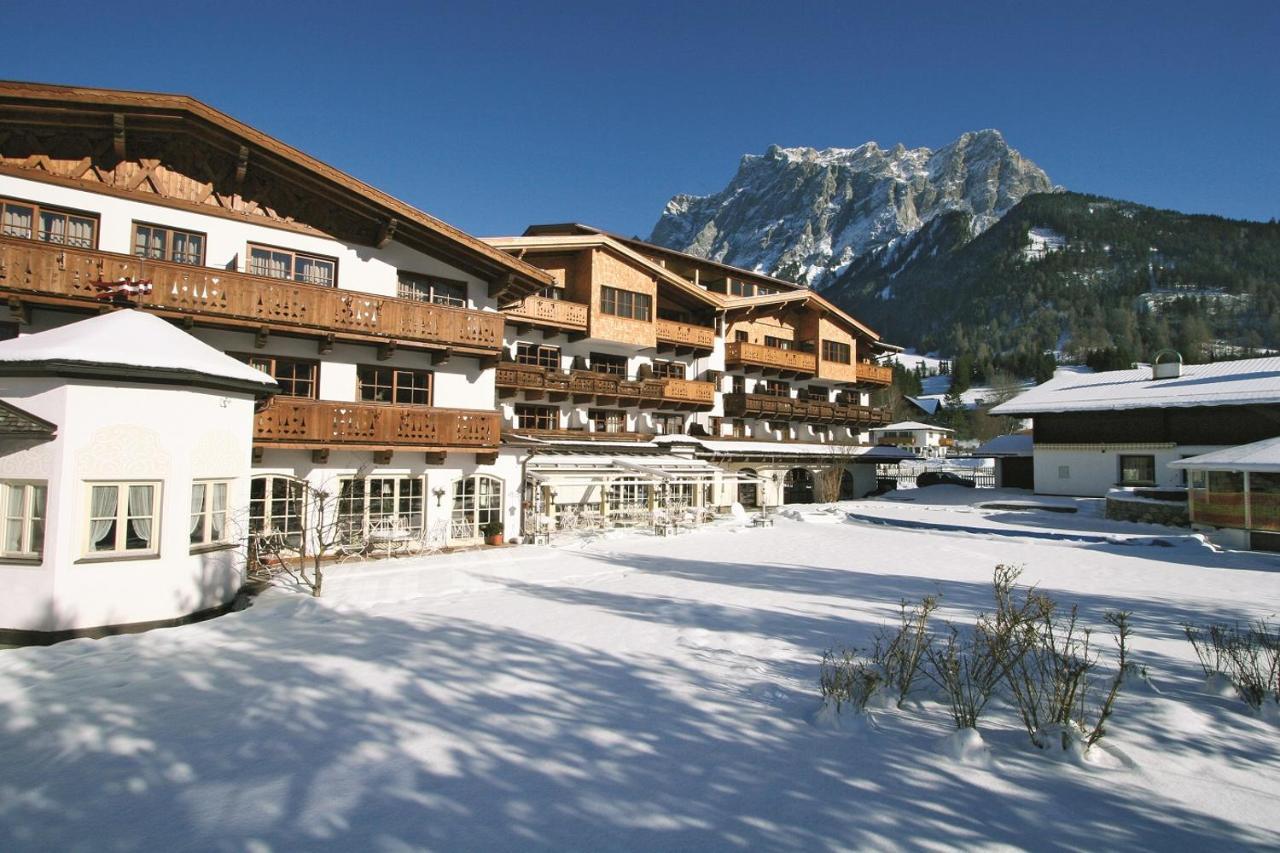 Hotel Tirolerhof - Familotel Zugspitze エールヴァルト エクステリア 写真