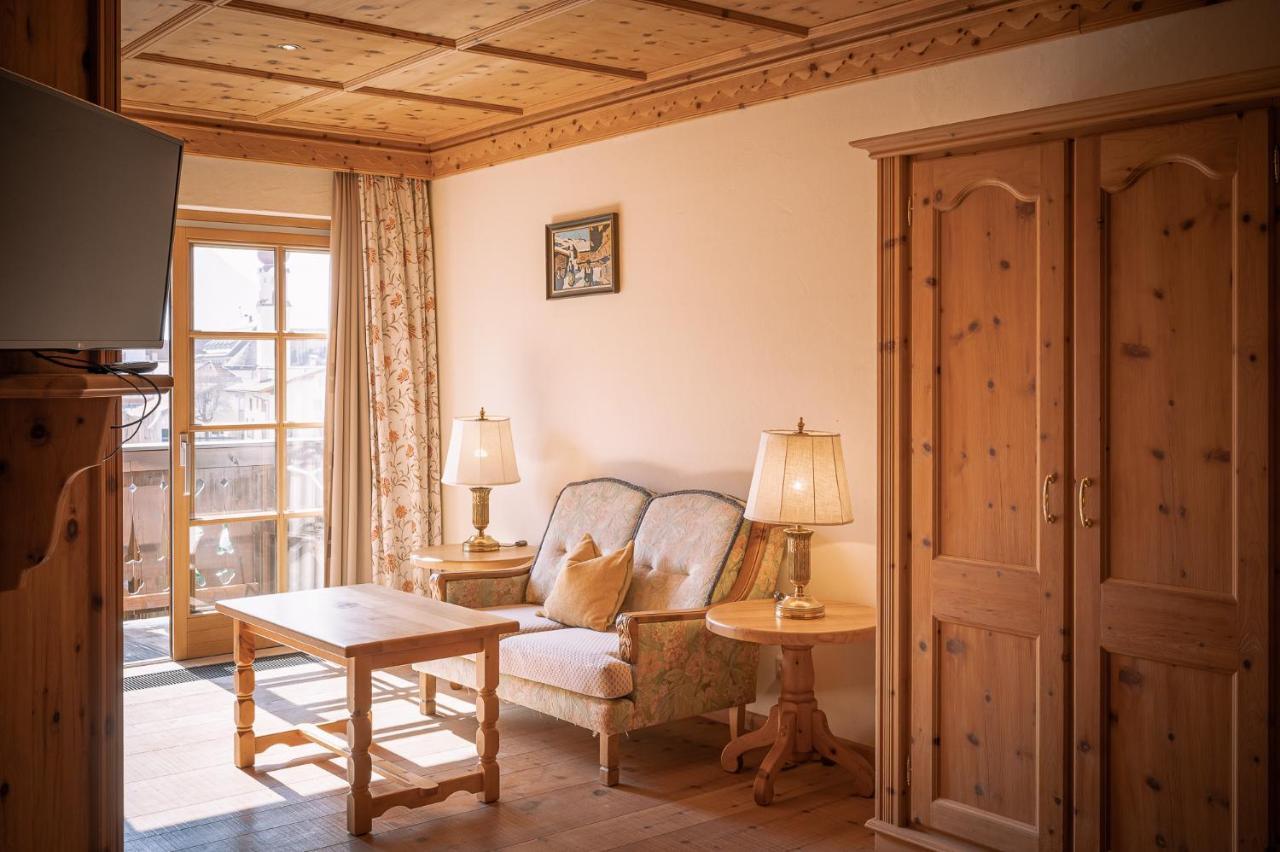 Hotel Tirolerhof - Familotel Zugspitze エールヴァルト エクステリア 写真