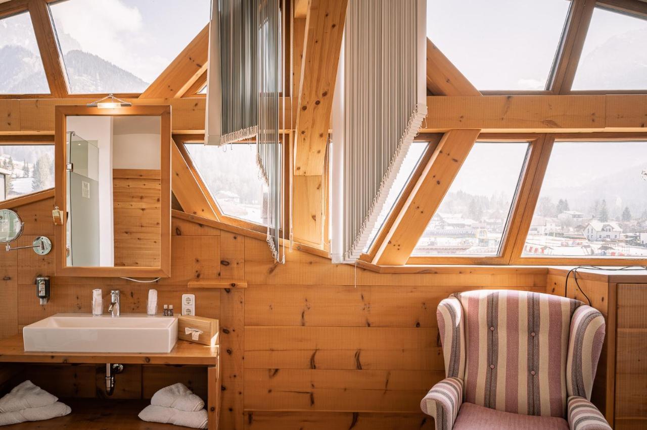 Hotel Tirolerhof - Familotel Zugspitze エールヴァルト エクステリア 写真