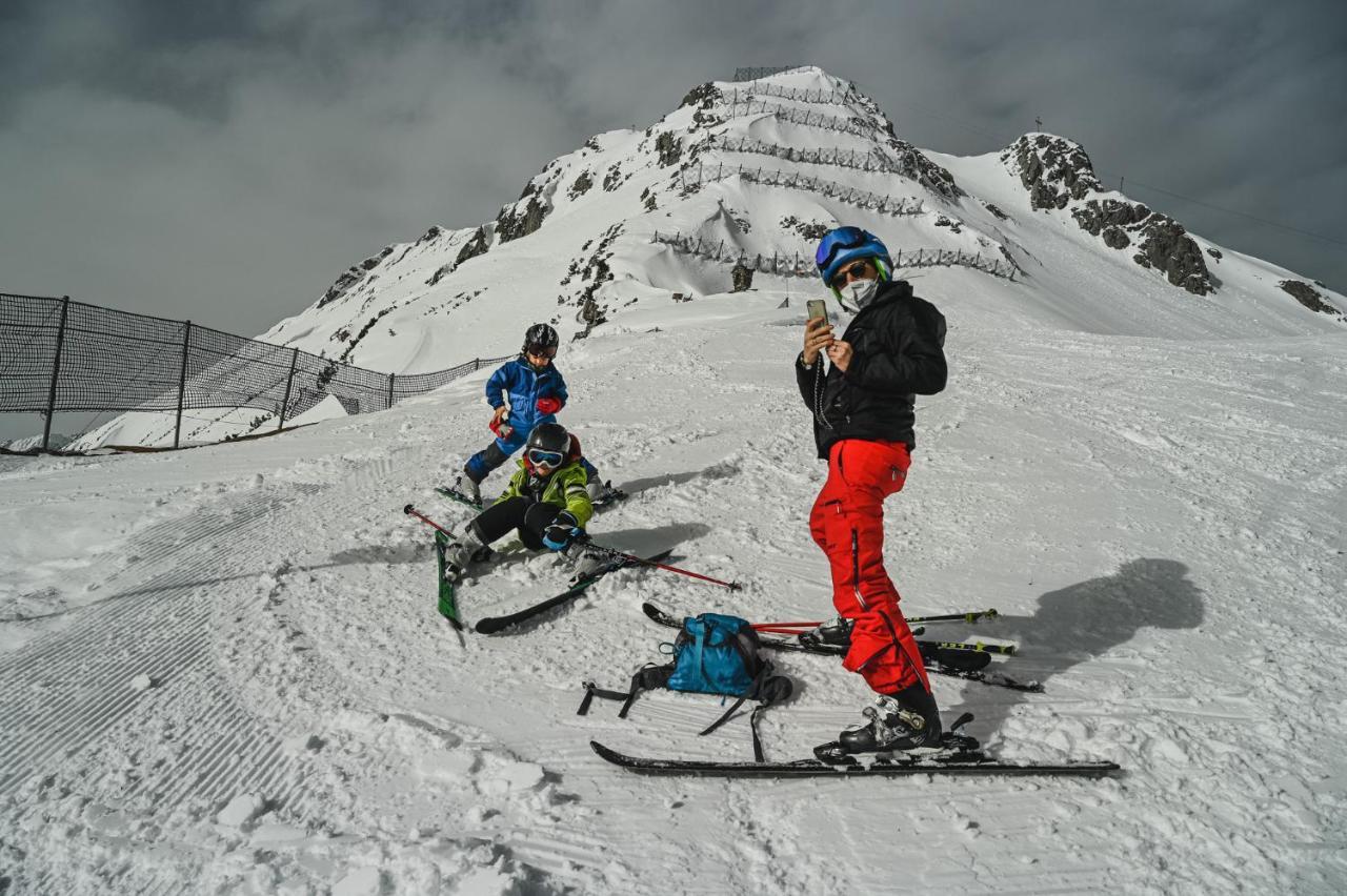 Hotel Tirolerhof - Familotel Zugspitze エールヴァルト エクステリア 写真