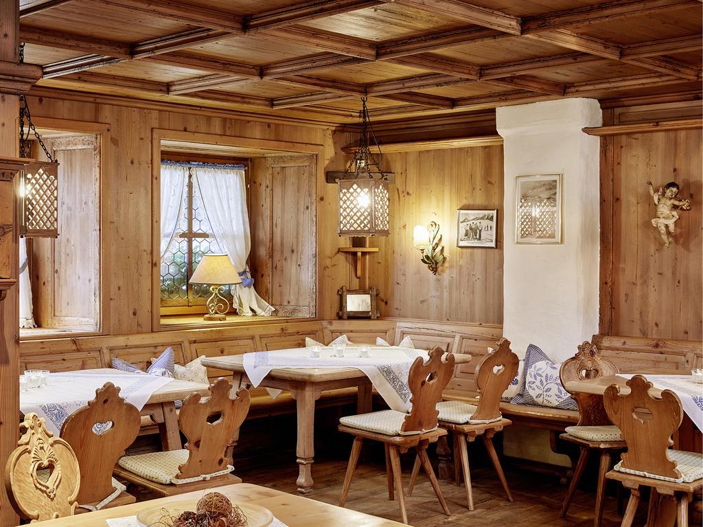 Hotel Tirolerhof - Familotel Zugspitze エールヴァルト エクステリア 写真