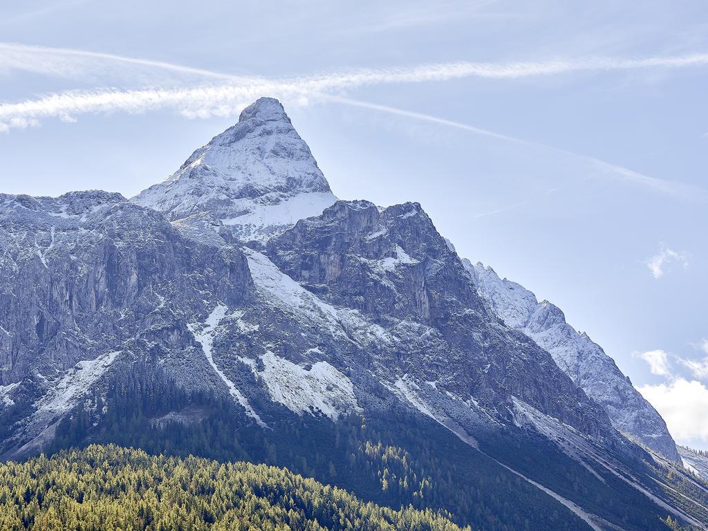 Hotel Tirolerhof - Familotel Zugspitze エールヴァルト エクステリア 写真