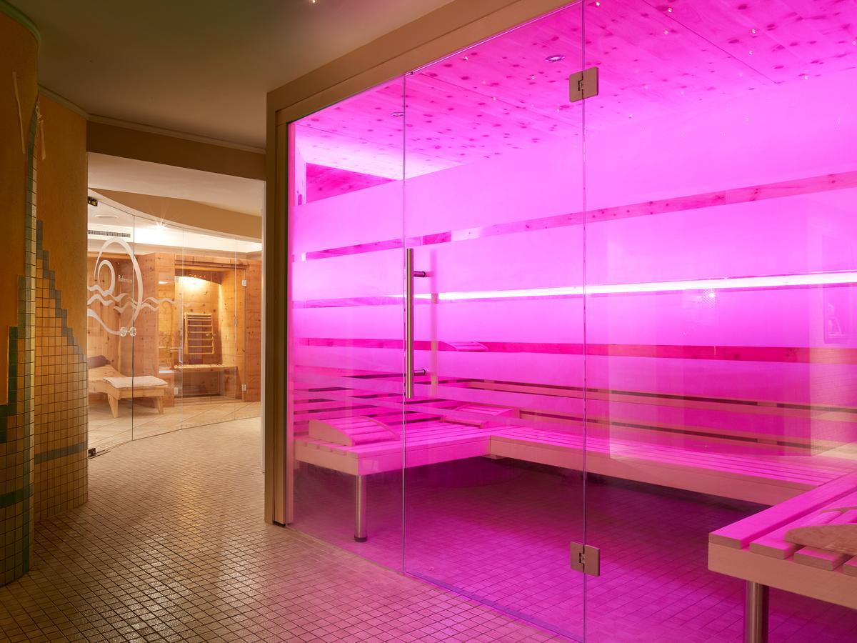 Hotel Tirolerhof - Familotel Zugspitze エールヴァルト エクステリア 写真