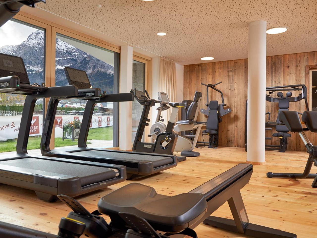 Hotel Tirolerhof - Familotel Zugspitze エールヴァルト エクステリア 写真